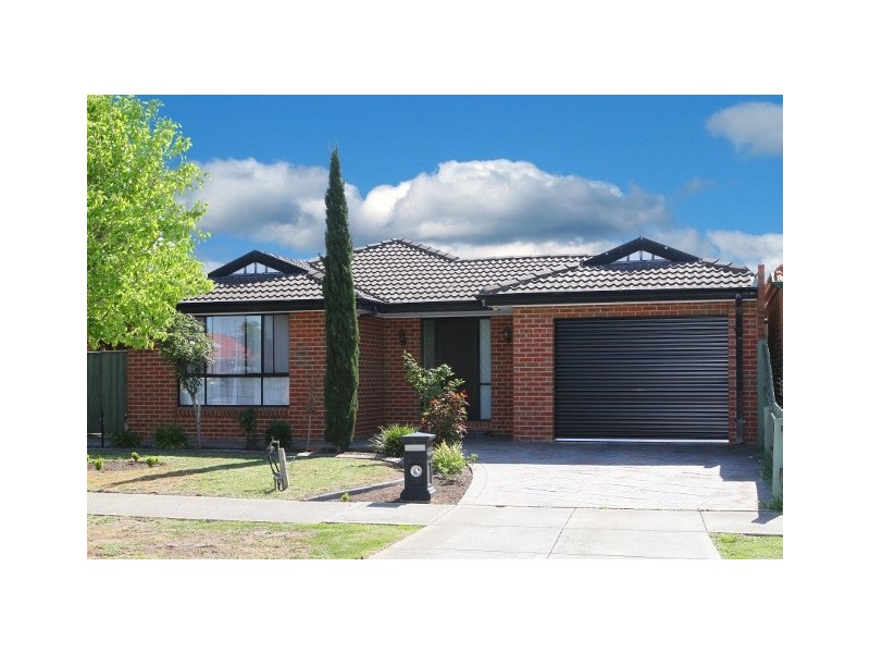 70 Catherine Drive, Hillside VIC 3037