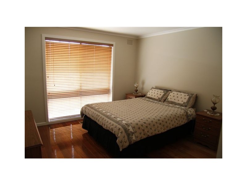 3 Carrington Street, Sydenham VIC 3037