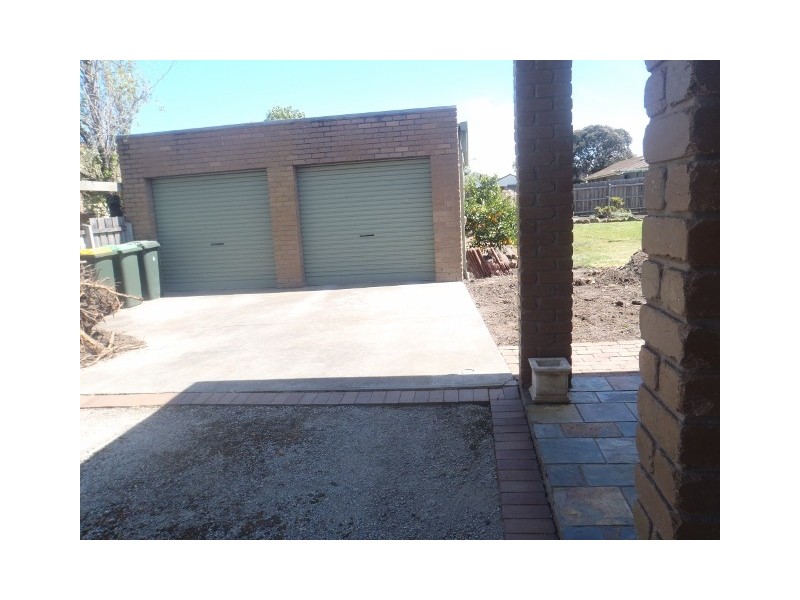 3 Carrington Street, Sydenham VIC 3037