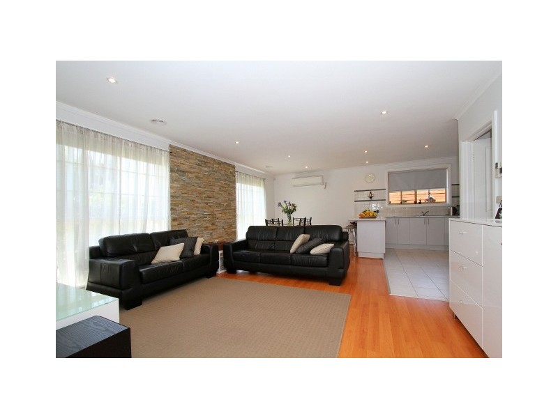 1/67 Lady Nelson Way, Keilor Downs VIC 3038