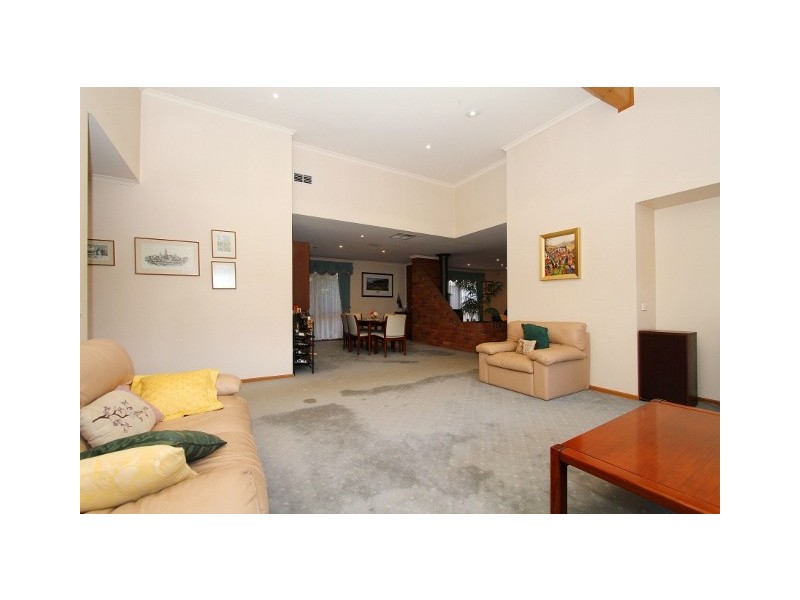 23 Roseberry Avenue, Keilor Downs VIC 3038