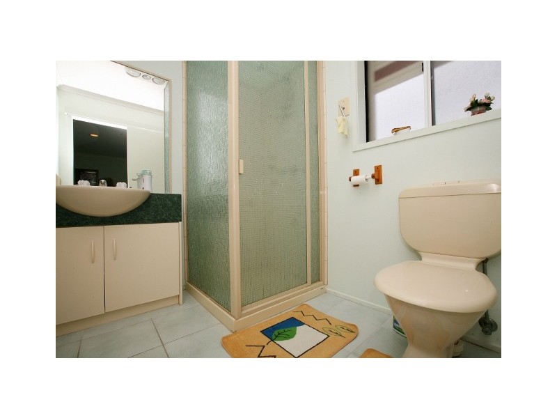 10 Alexander Close, Delahey VIC 3037