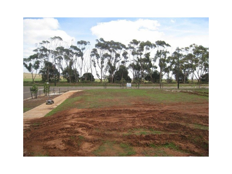 30 St Arnaud Road, Eynesbury VIC 3338