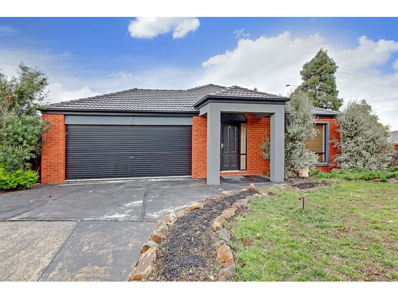 3 Highlander Court, Taylors Hill VIC 3037