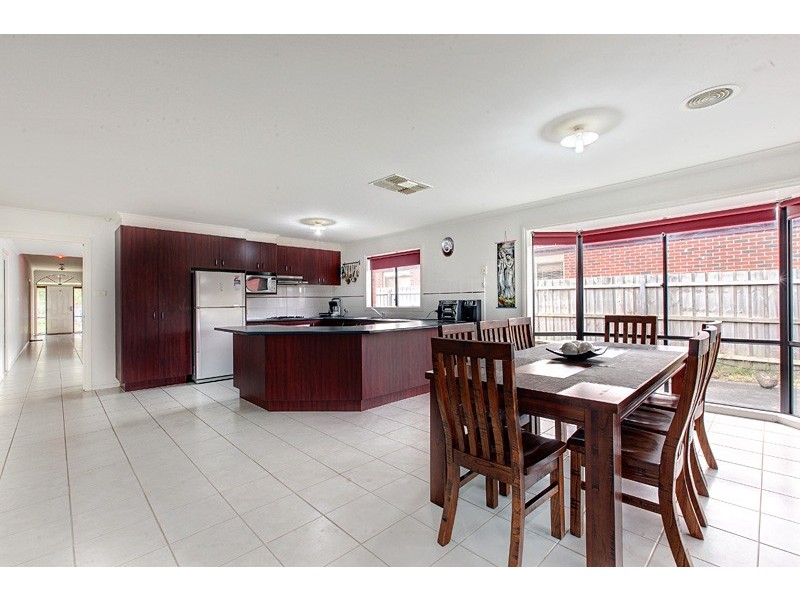 3 Highlander Court, Taylors Hill VIC 3037