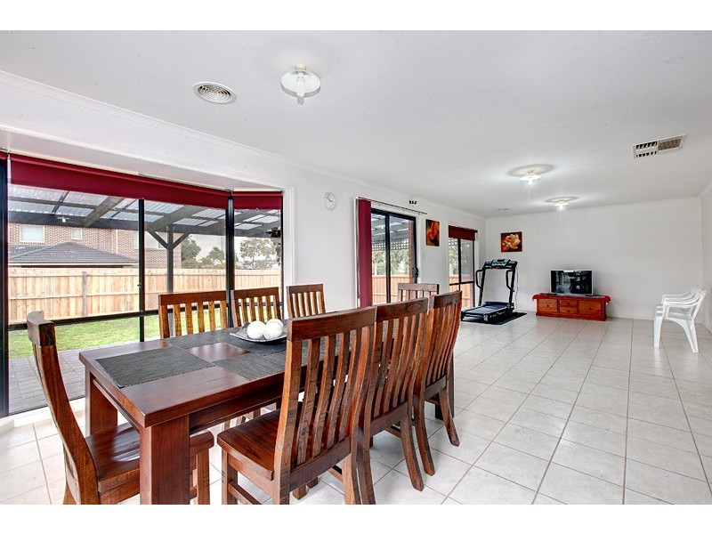 3 Highlander Court, Taylors Hill VIC 3037