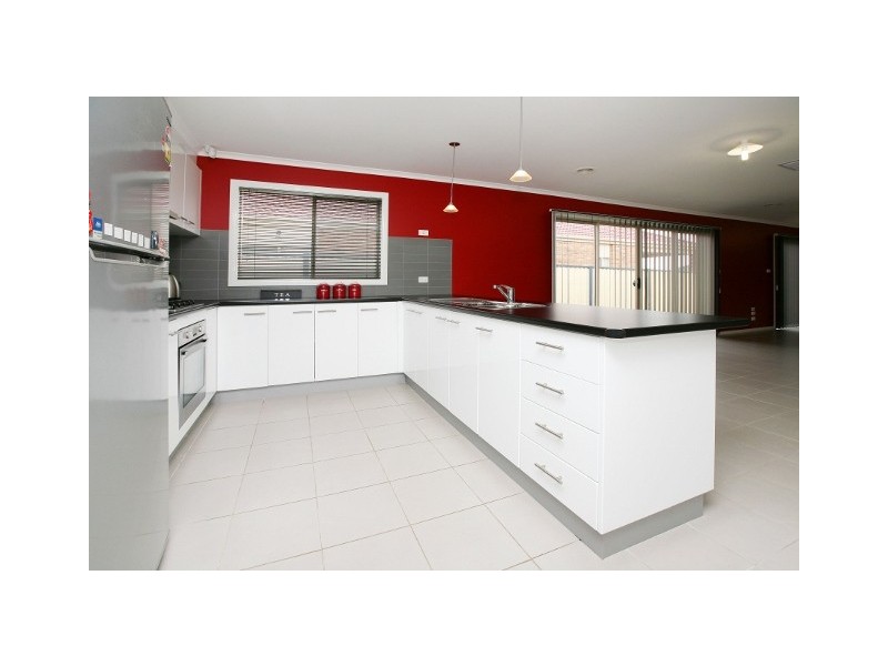 41 Katrina Drive, Burnside Heights VIC 3023
