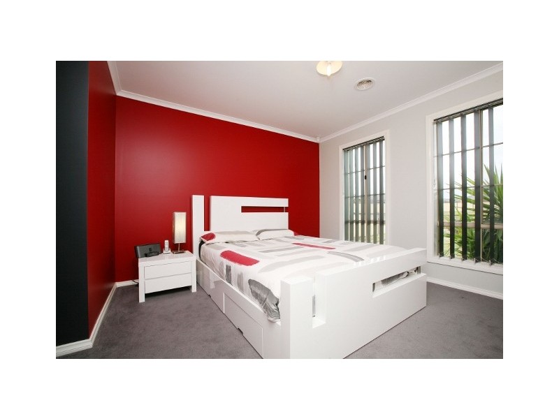 41 Katrina Drive, Burnside Heights VIC 3023
