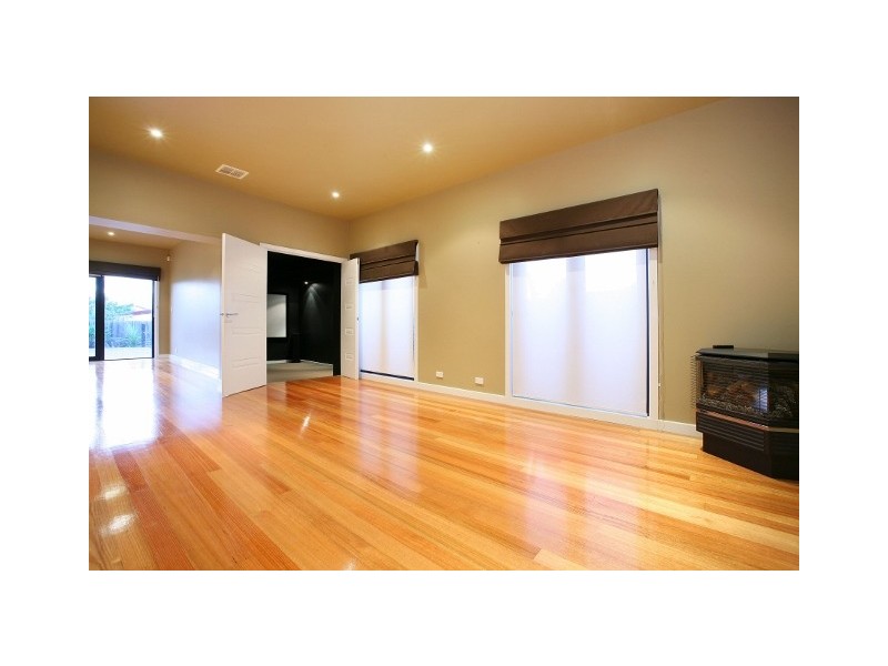 51 Landscape Drive, Hillside VIC 3037