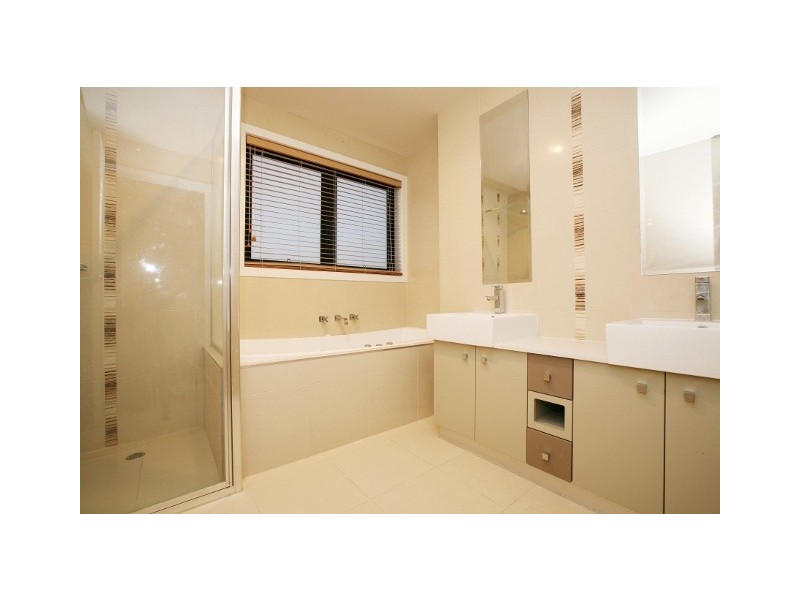 51 Landscape Drive, Hillside VIC 3037