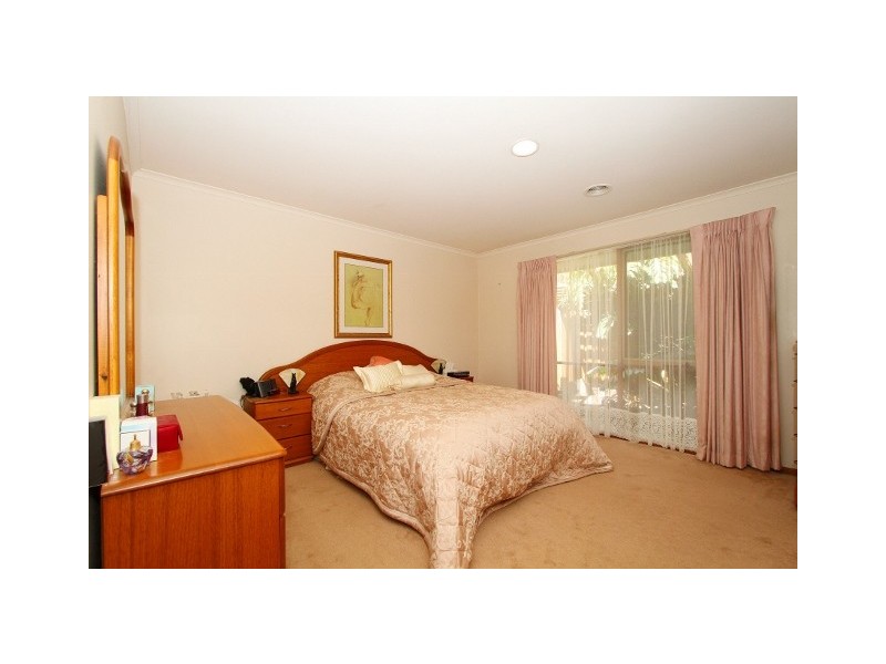 23 Roseberry Avenue, Keilor Downs VIC 3038