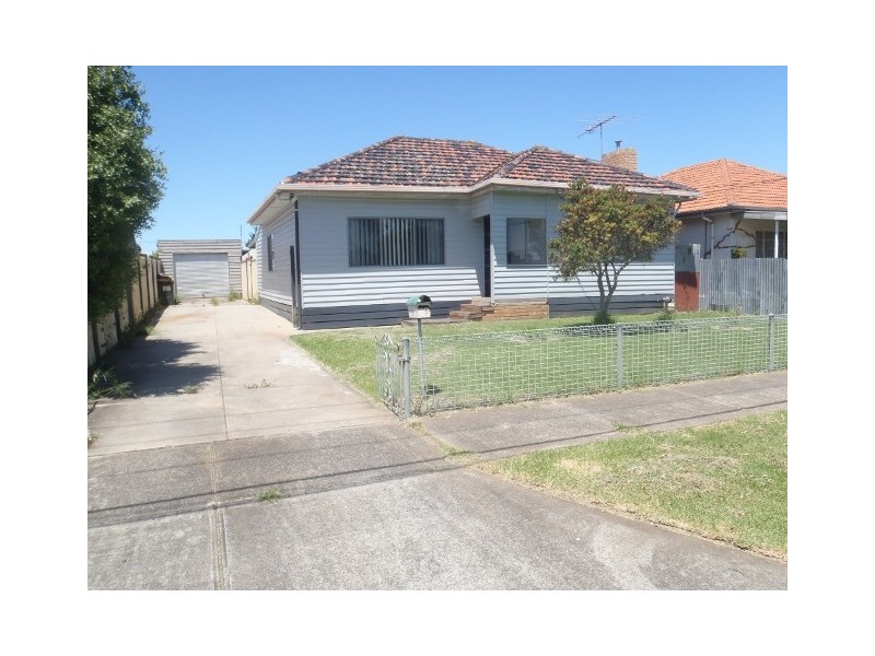 36 Esmond Street, Ardeer VIC 3022