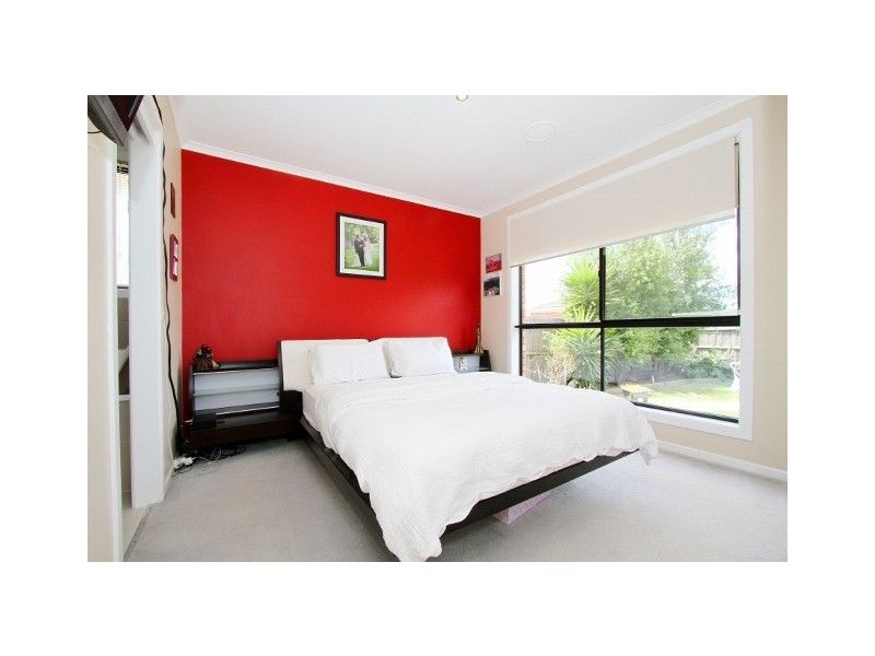 1/186 Copernicus Way, Keilor Downs VIC 3038