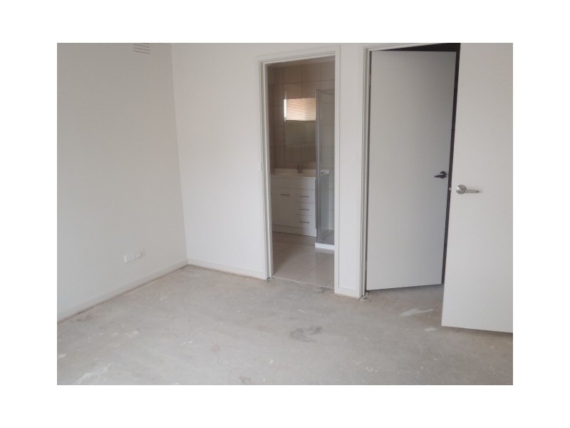 14 Tekapo Crescent, Taylors Lakes VIC 3038