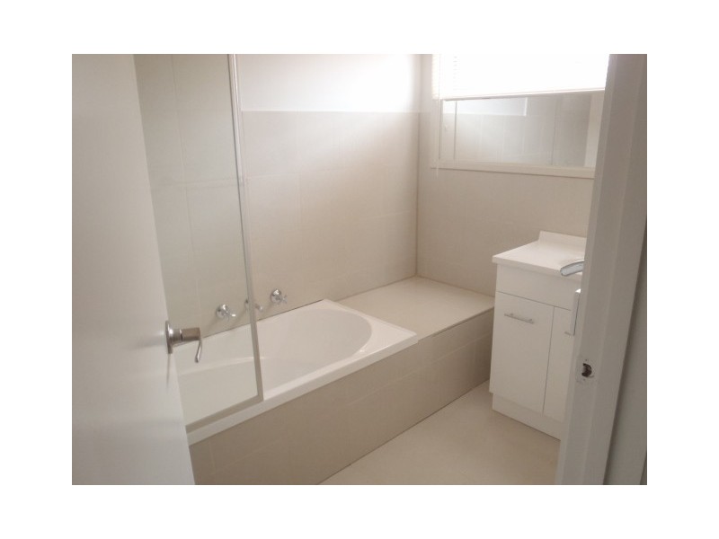 14 Tekapo Crescent, Taylors Lakes VIC 3038