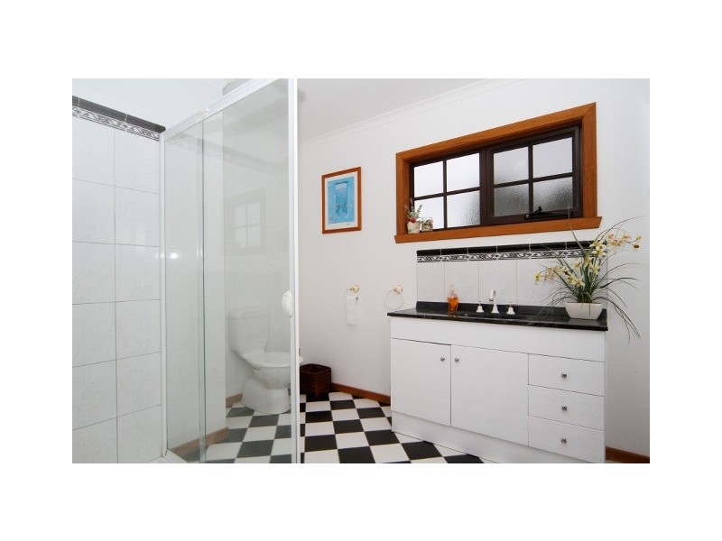 3 Morris Drive, Keilor Downs VIC 3038