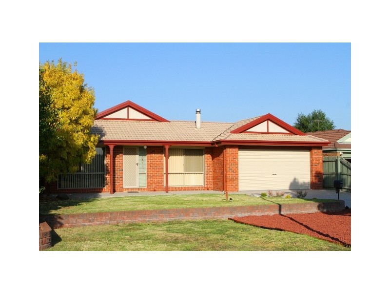 14 Rockwall Close, Sydenham VIC 3037