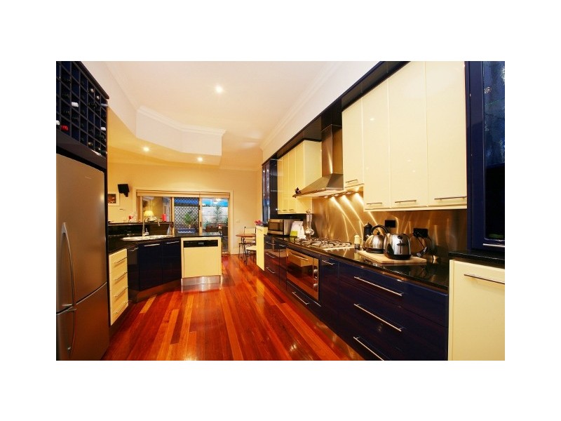 109 Robertsons Road, Taylors Lakes VIC 3038