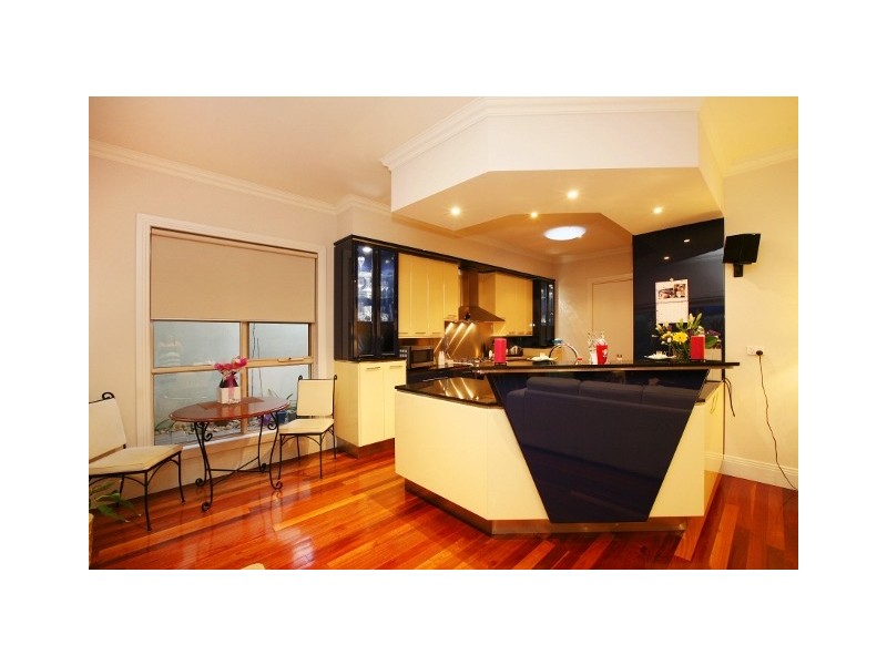 109 Robertsons Road, Taylors Lakes VIC 3038