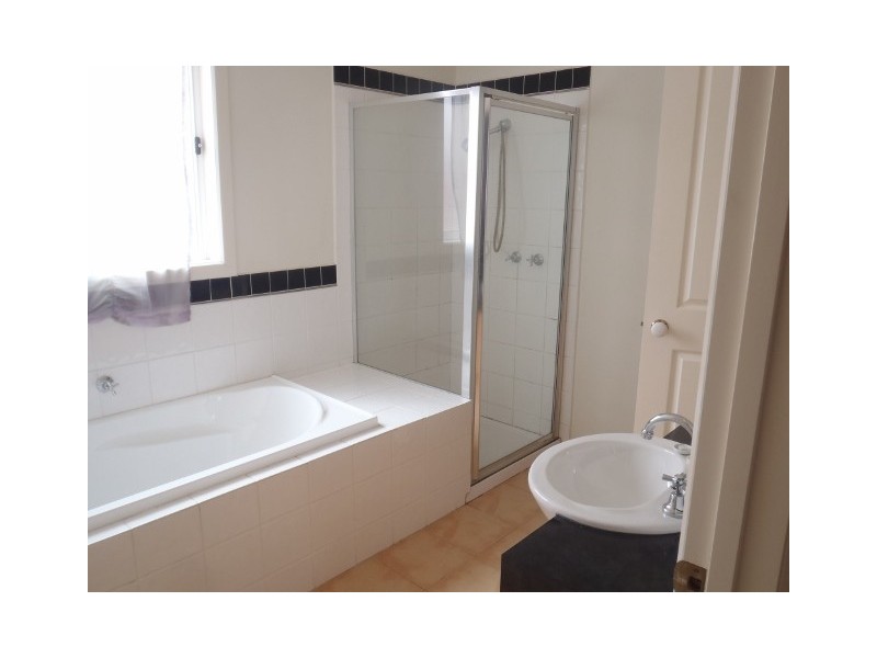 6 Mirstan Court, Hillside VIC 3037