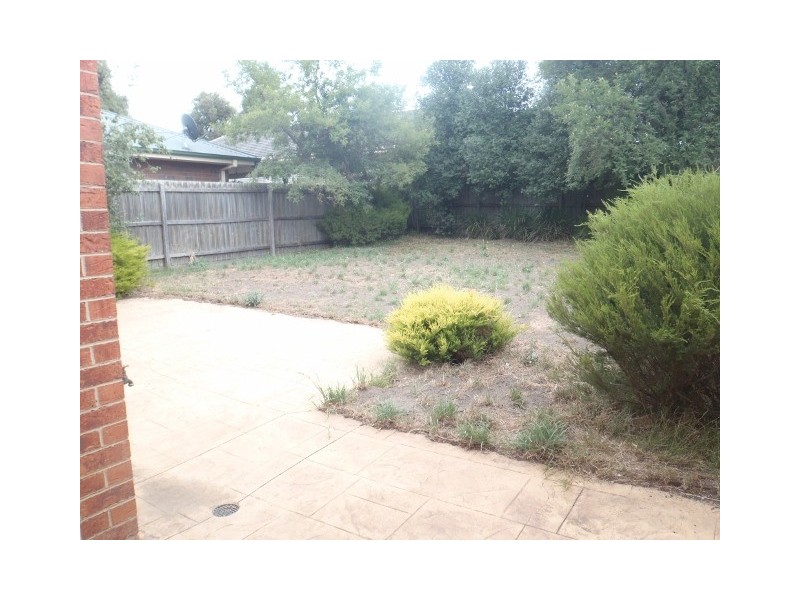 6 Mirstan Court, Hillside VIC 3037