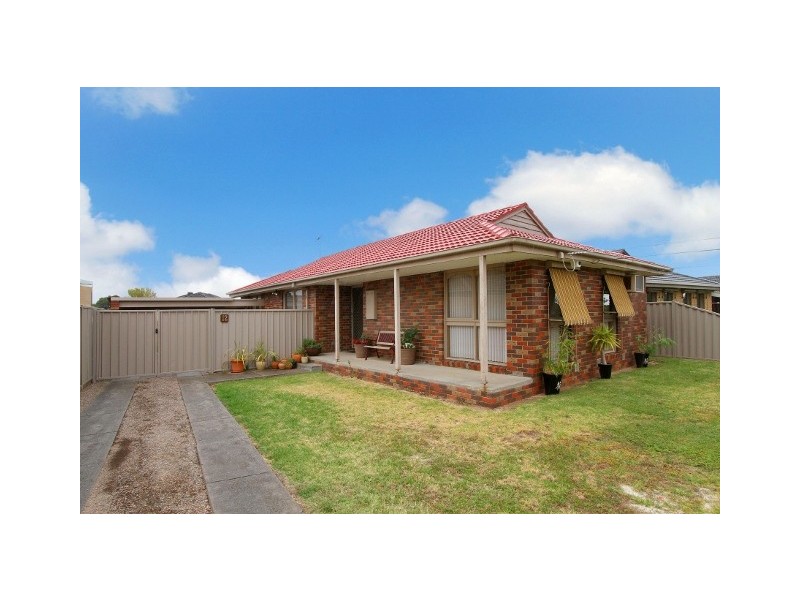 12 Witchwood Close, Albanvale VIC 3021