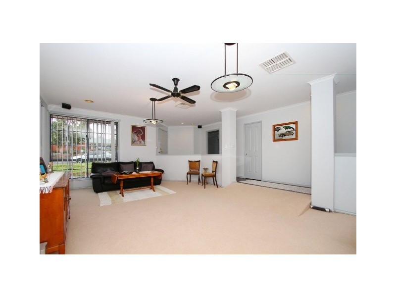 34 Wattle Valley Drive, Hillside VIC 3037