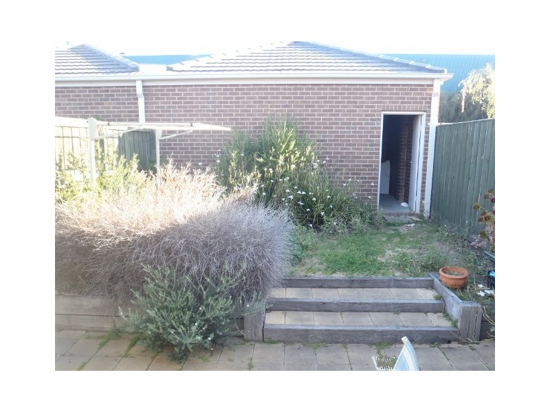 13B Wentworth Drive, Taylors Lakes VIC 3038