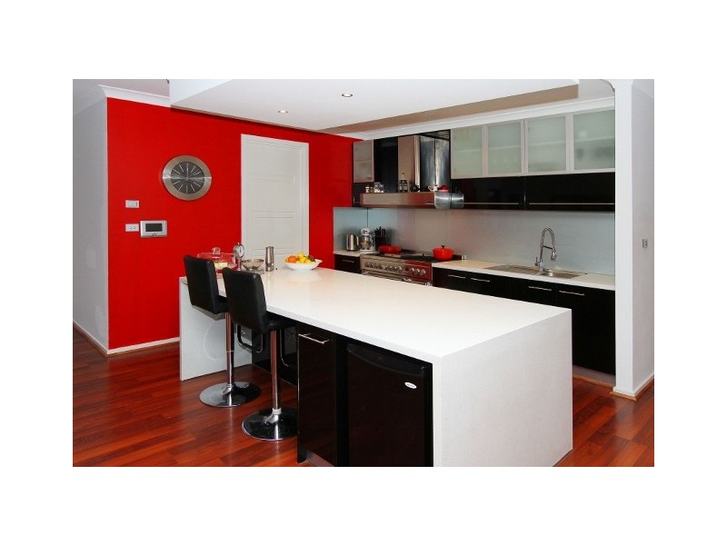 7 Tucker Place, Caroline Springs VIC 3023