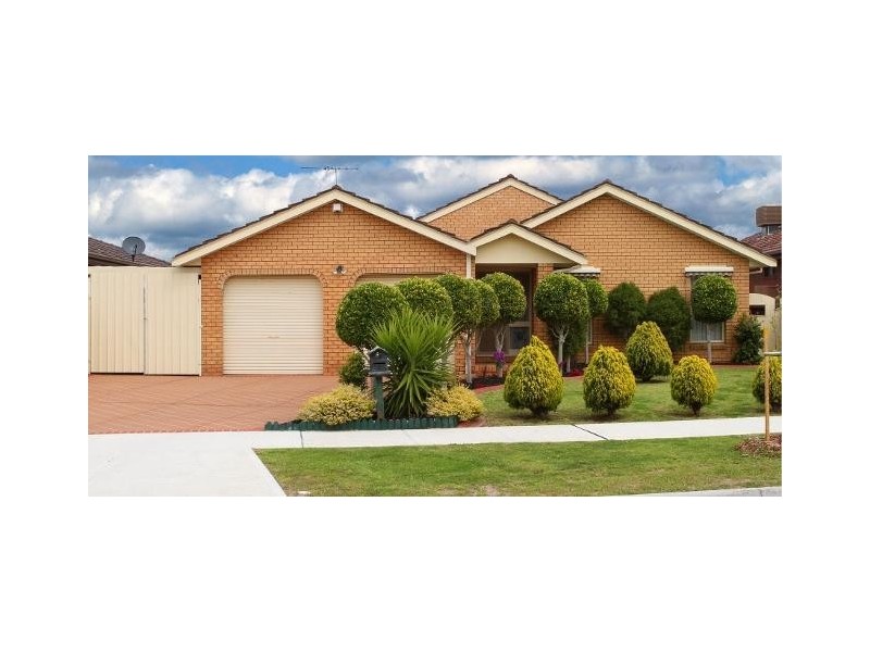 3 Burrowye Crescent, Taylors Lakes VIC 3038