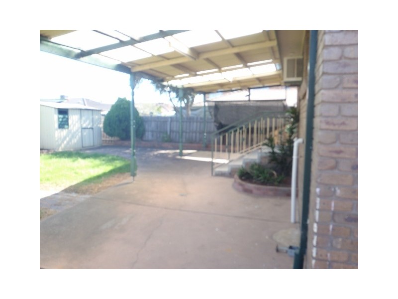 10 Glenbar Court, Kealba VIC 3021