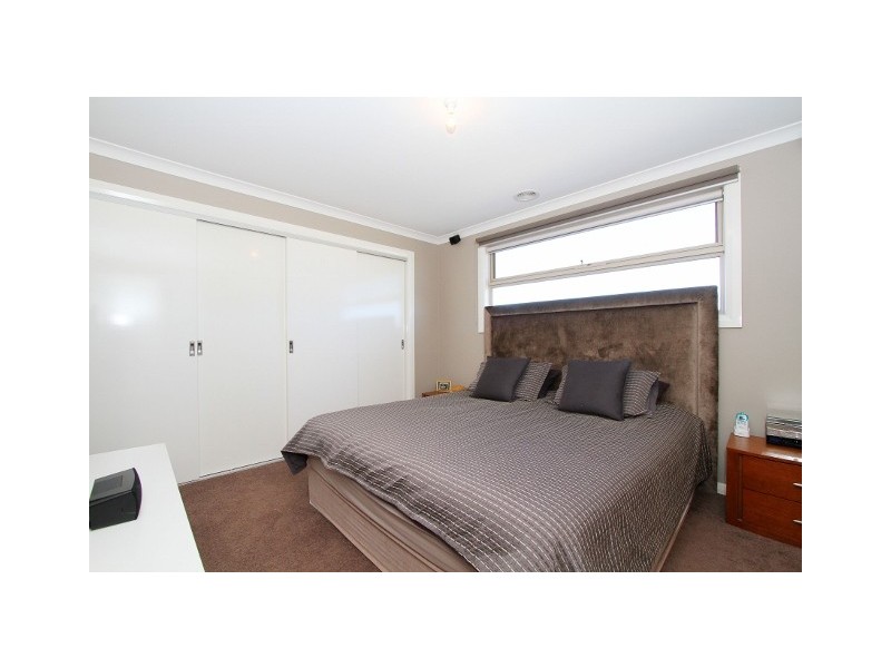 7 Begonia Court, Caroline Springs VIC 3023
