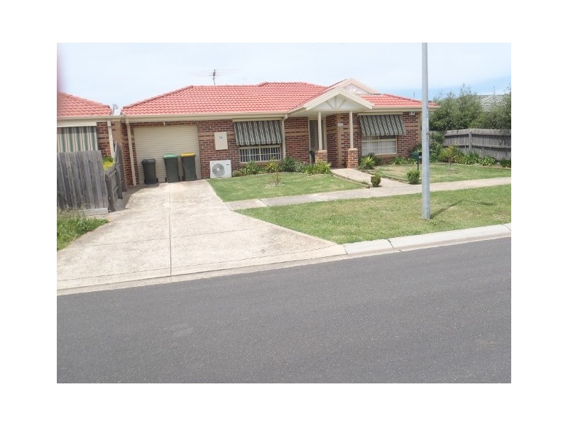 2A Diberardino Way, Hillside VIC 3037