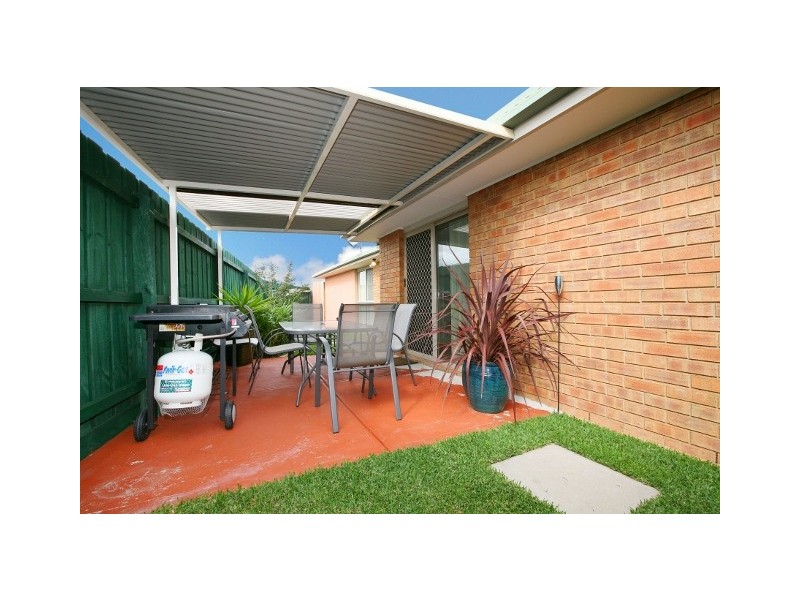 1/549 Kings Road, Taylors Lakes VIC 3038