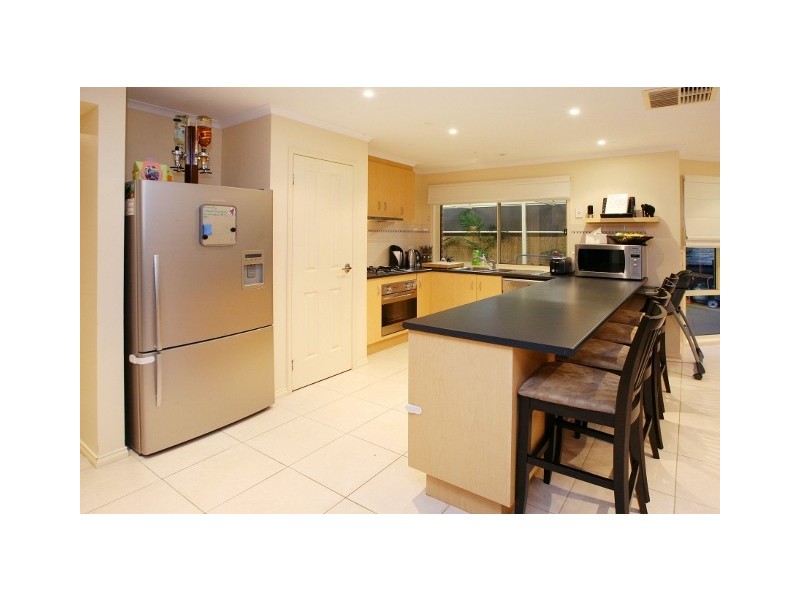 9 Tamora Way, Sydenham VIC 3037