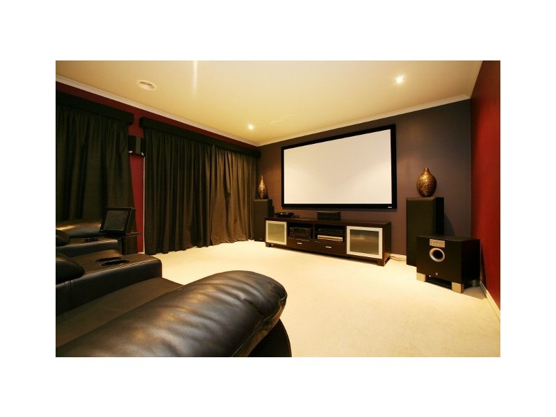 9 Tamora Way, Sydenham VIC 3037