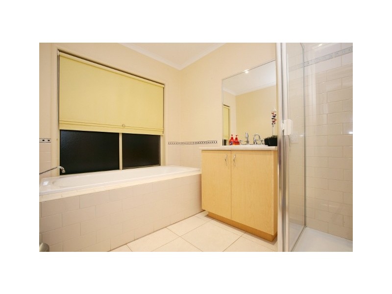 9 Tamora Way, Sydenham VIC 3037