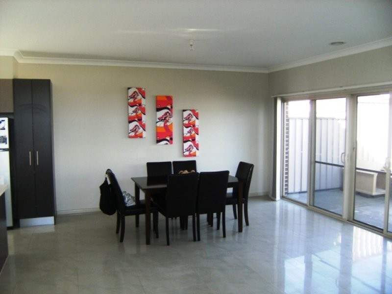 2/7 Katrina Drive, Burnside Heights VIC 3023
