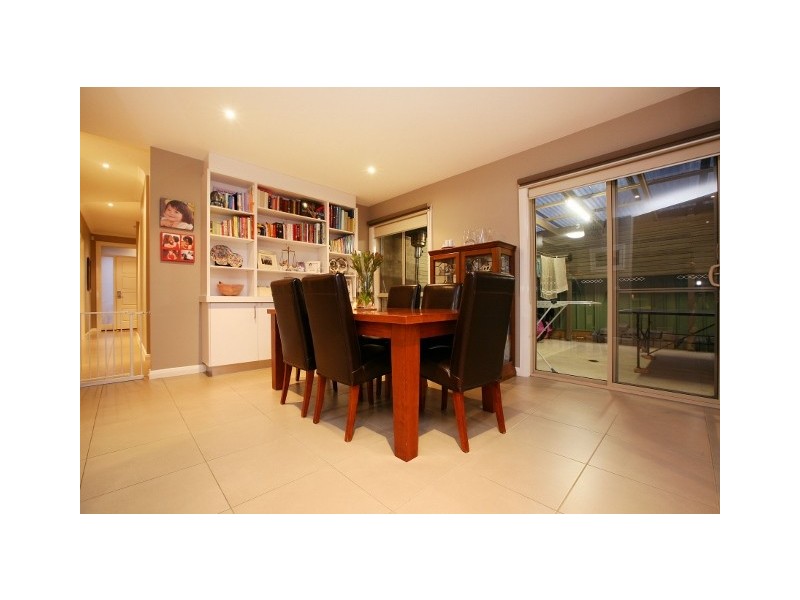 7 Begonia Court, Caroline Springs VIC 3023