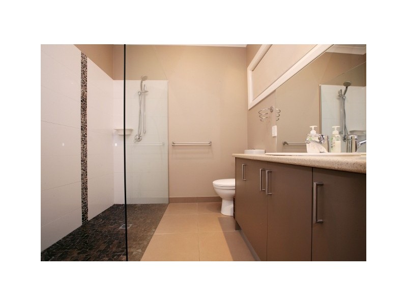 7 Begonia Court, Caroline Springs VIC 3023