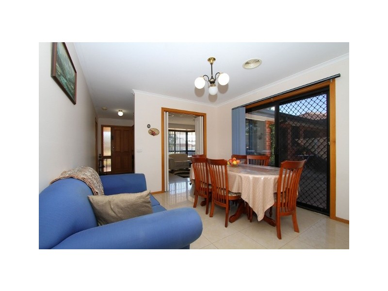 61 John Paul Drive, Hillside VIC 3037