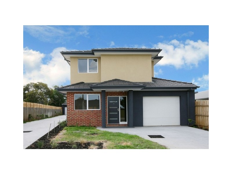 1/110 Fox Street, St Albans VIC 3021