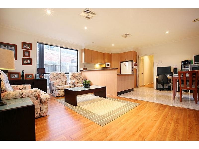 1/47 Delbridge Drive, Sydenham VIC 3037