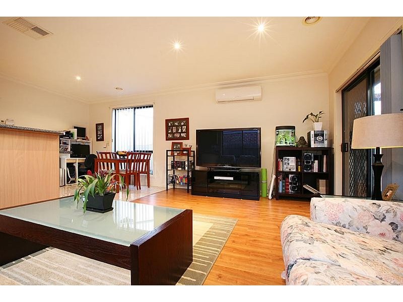 1/47 Delbridge Drive, Sydenham VIC 3037