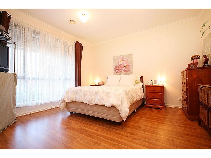 1/47 Delbridge Drive, Sydenham VIC 3037