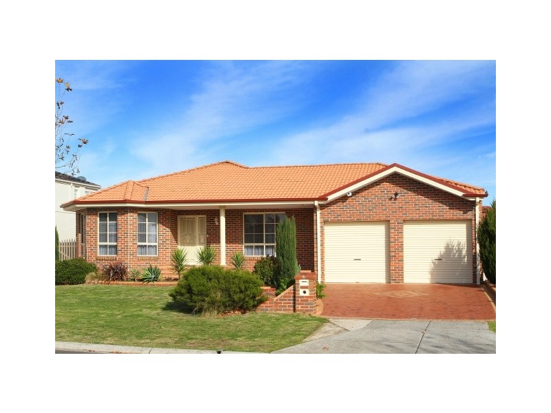 71 McCubbin Drive, Taylors Lakes VIC 3038
