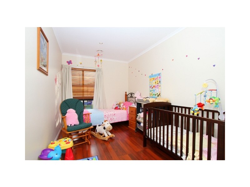 12 Lyons Avenue, Burnside Heights VIC 3023