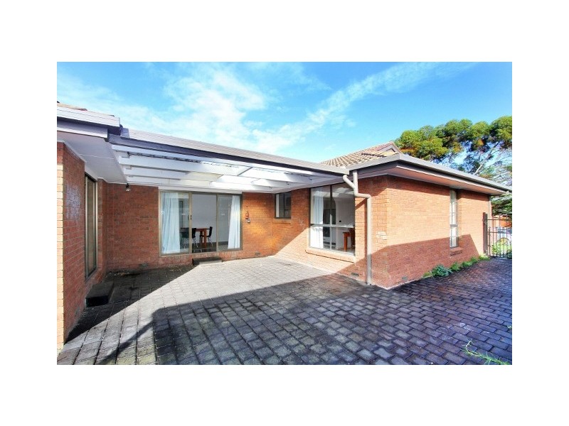 32 Aldershot Drive, Keilor Downs VIC 3038