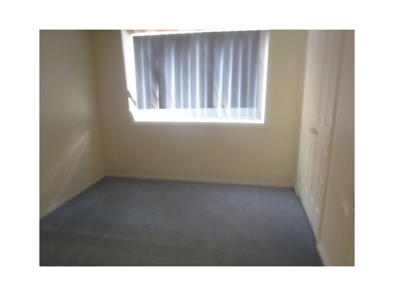 64 Brindalee Way, Hillside VIC 3037