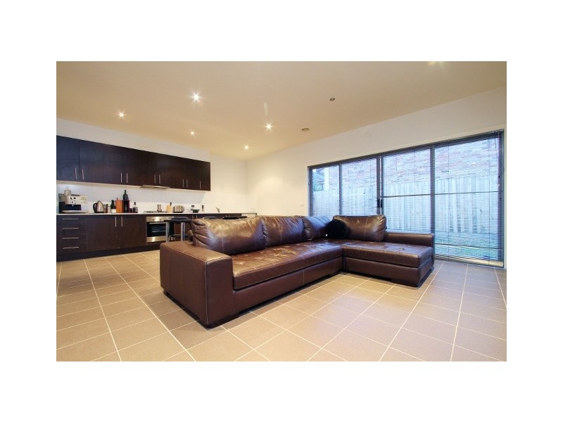 4/38 Buckingham Street, Sydenham VIC 3037